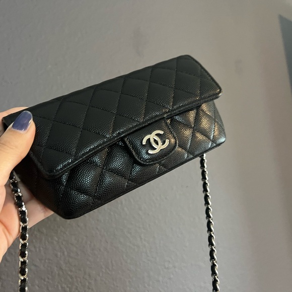 Chanel Sunglasses bag ,99% New. With receipt and certificate of authenticity - Picture 3 of 10